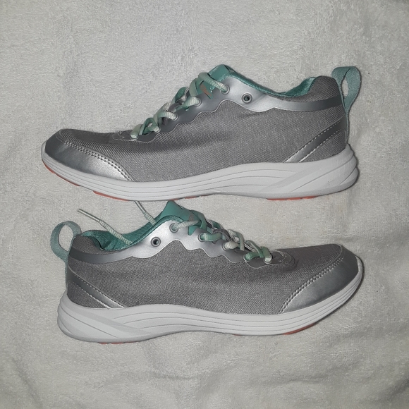 Vionic | Fyn Comfort Java 2520 Sneaker Women's 6 - Picture 6 of 14